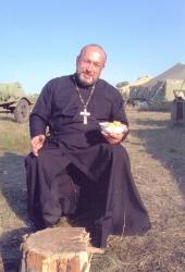 “Ми разом молилися, і снаряди пролетіли мимо” - капелан УГКЦ